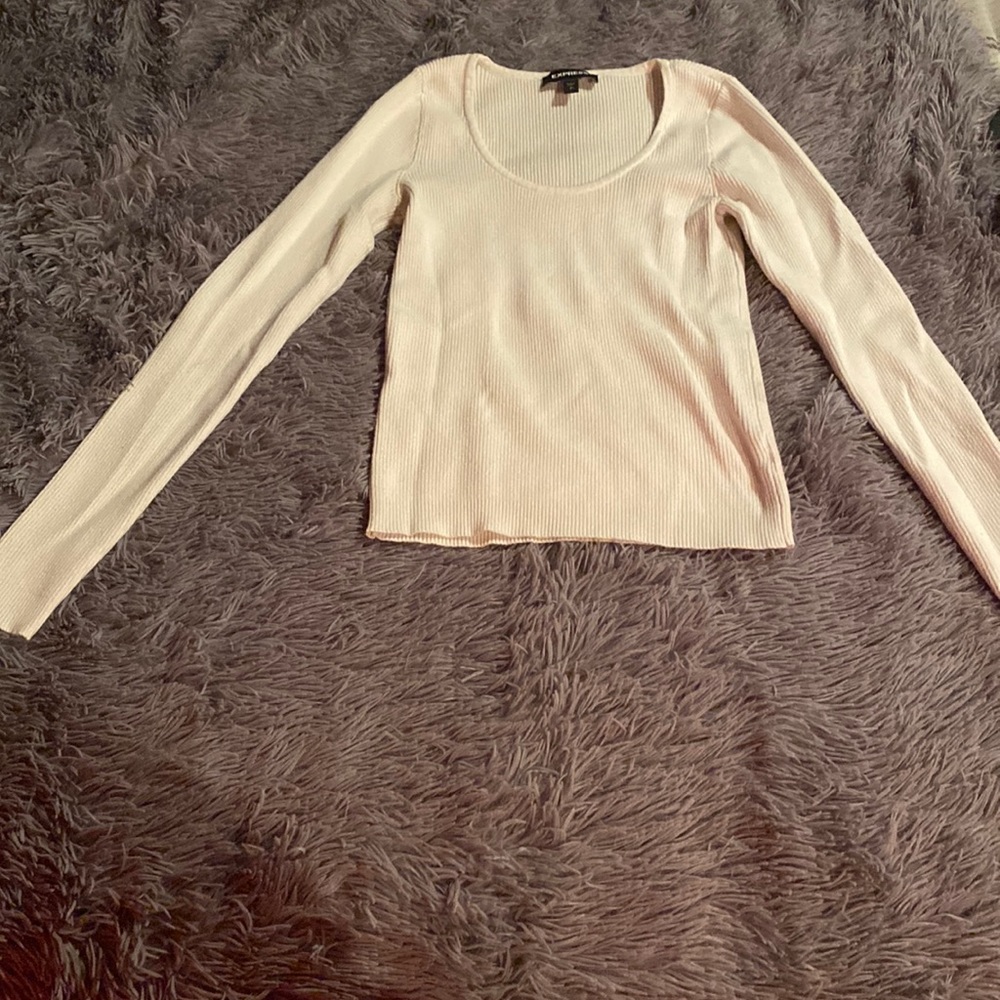 Brand is express, size is small